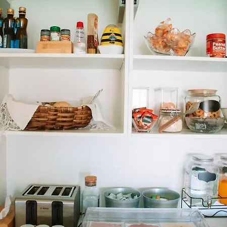 Hostal Arca Nova - *