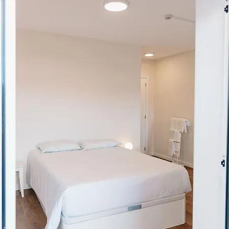 Arca Nova Guest House - Caminha Hostel