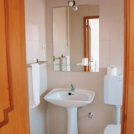 Arca Nova Guest House - Caminha