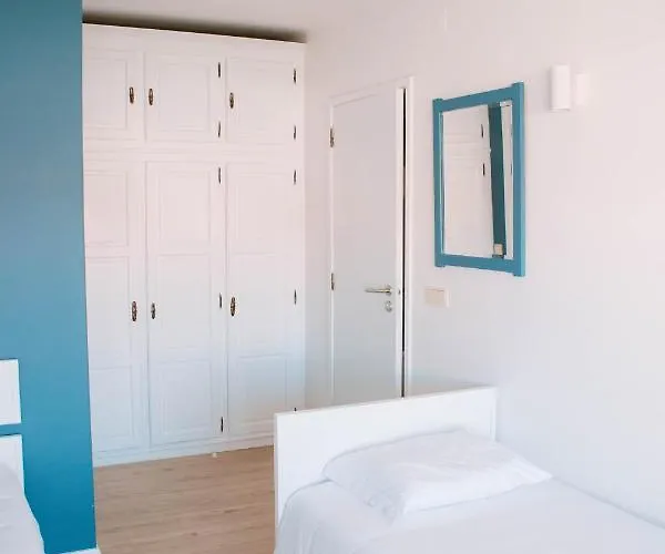 Arca Nova Guest House - Caminha Hostel