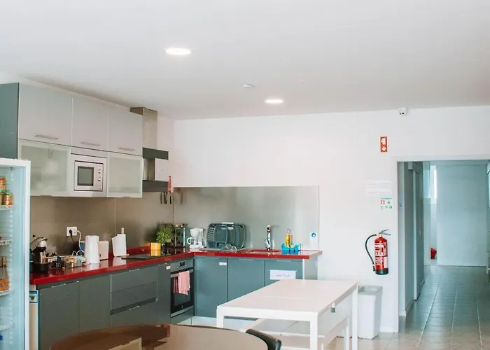 Hostel Arca Nova - *